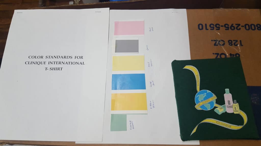 Notice we shown colors to use but no Pantone numbers.